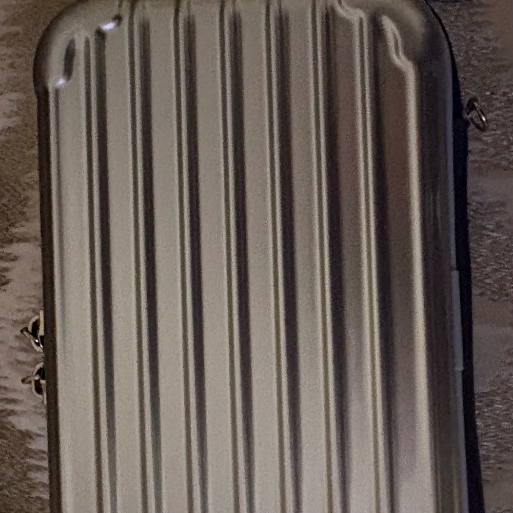 Pan Am Hard-Sided Silver Crossbody Bag - Picture 8 of 8
